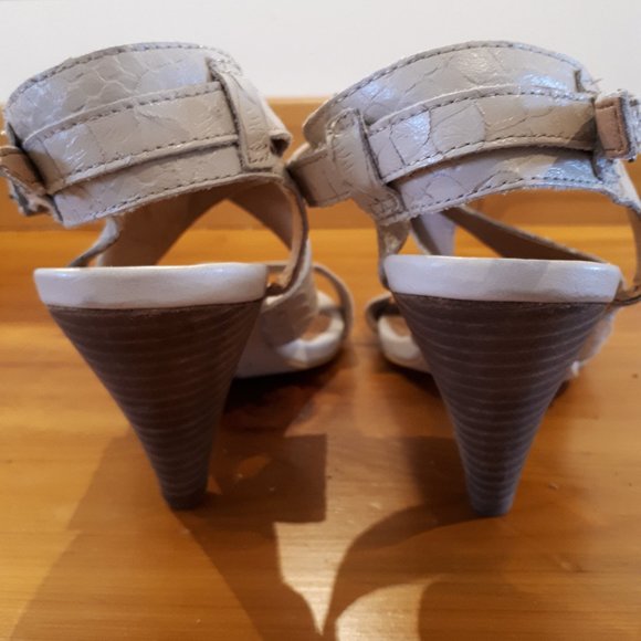 Pegabo Strappy High Heeled Sandals - Ivory - Size 7 - Picture 3 of 6